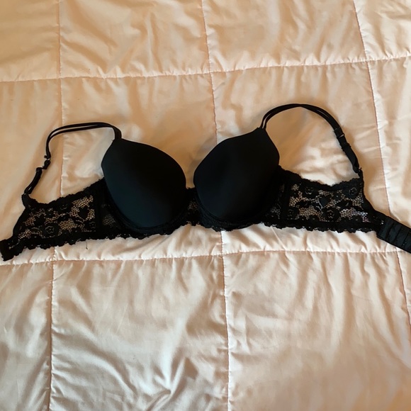 No boundaries black lace bra - Picture 3 of 4